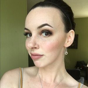 Meet your Posher, Elisabeth